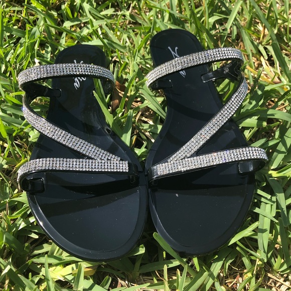 Black Rhinestone accent Sandal **New** - Picture 2 of 2